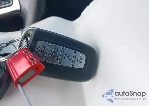 2012 Hyundai Veloster Base W/Red/Black из США, поврежденный, VIN KMHTC6AD8CU053904